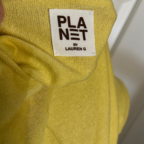 PLANET Pineapple Yellow Soft Knit Blouse Flowy Fit - Picture 5 of 8